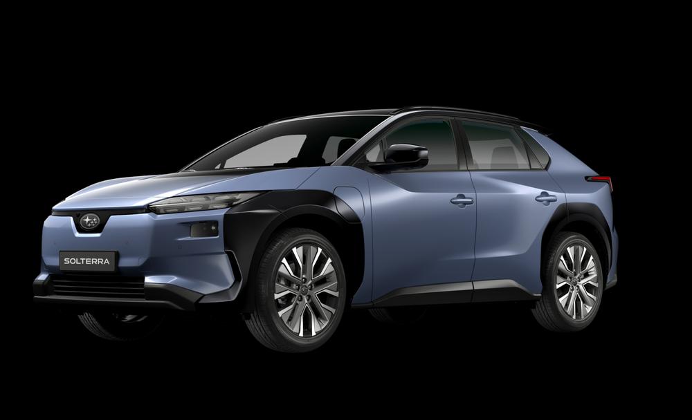 Subaru Solterra reîmprospătat, albastru-gri, fotografiat în studio